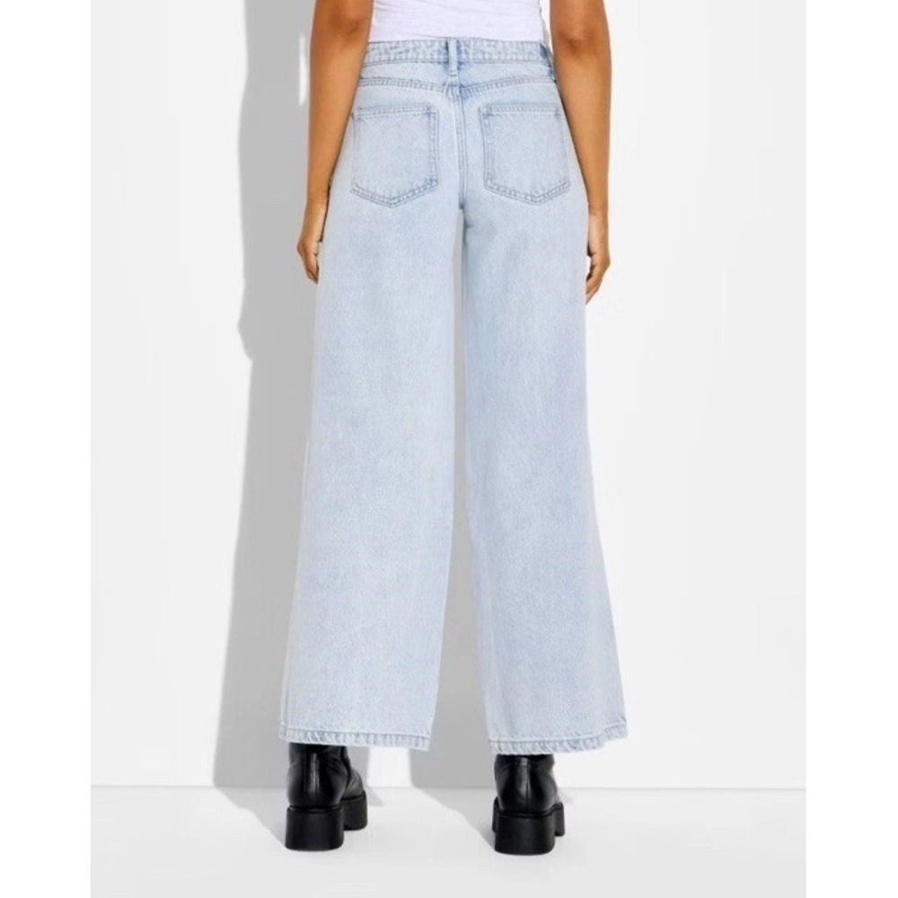 Women's Size 14 Mid-Rise Ultra Wide Leg Baggy Jeans - Wild Fable Light Wash Lace - Picture 3 of 7